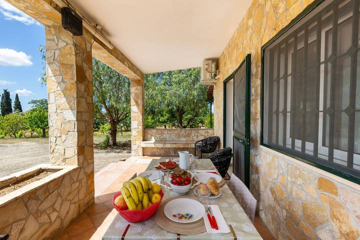 Gîte pour 5 personnes, avec jardin à Casarano - 4
