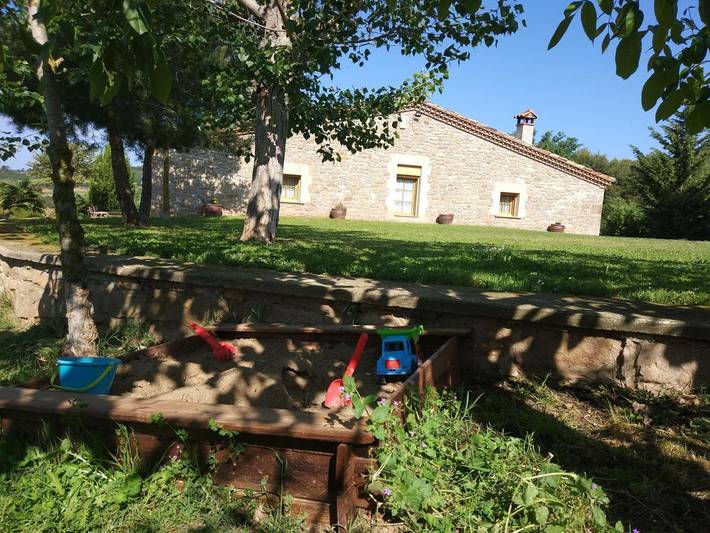 Casa rural para 9 personas, con Balcón y Terraza además de Jardín y Piscina en San Mateo de Bages - 4