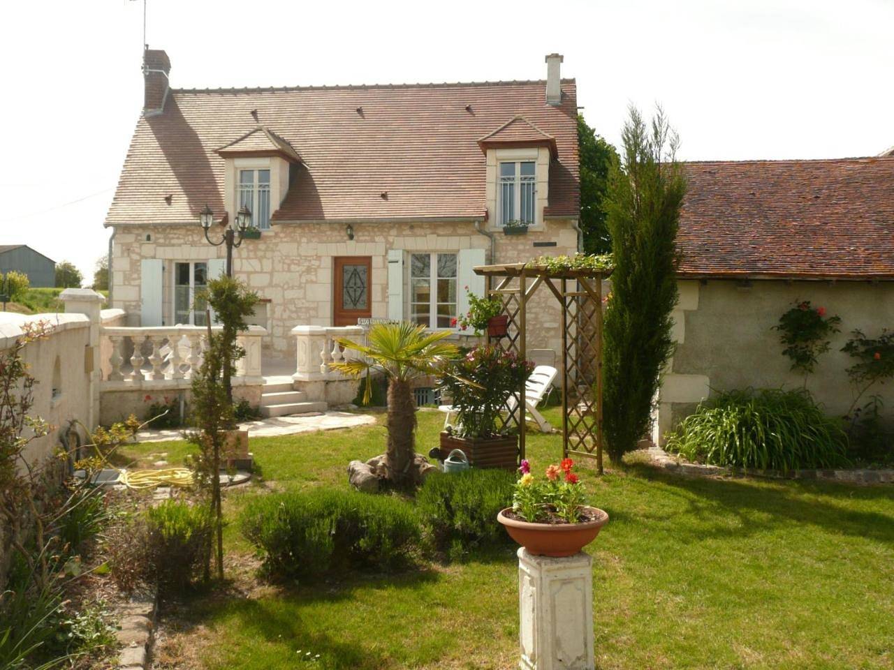 Three-Bedroom House in Cussay, Région de Loches