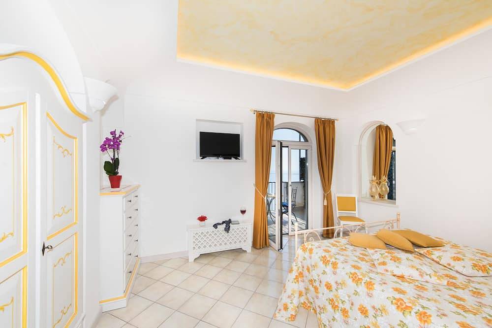 Appartamento intero, La Gatta - Le Contrade by Sosòre Holiday Homes - Amalfi Coast in Furore, Costiera amalfitana