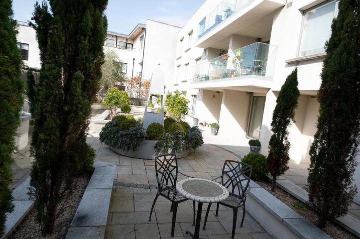 Gîte pour 4 personnes, avec jardin dans Bray - 4