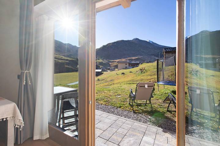 Apartamento entero, Apartamento 'Vallaccia' con vistas a la montaña, jardín compartido y Wi-Fi in Livigno, Parque Nacional Stelvio