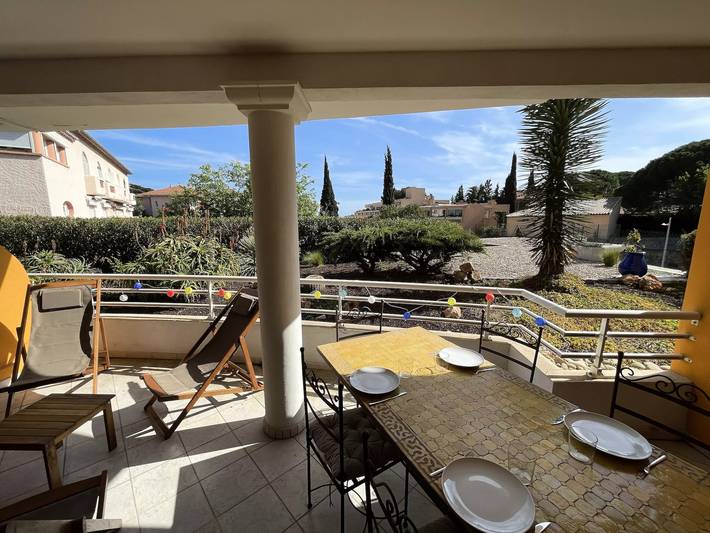 Appartement de vacances pour 4 personnes, avec terrasse et vue à Bandol