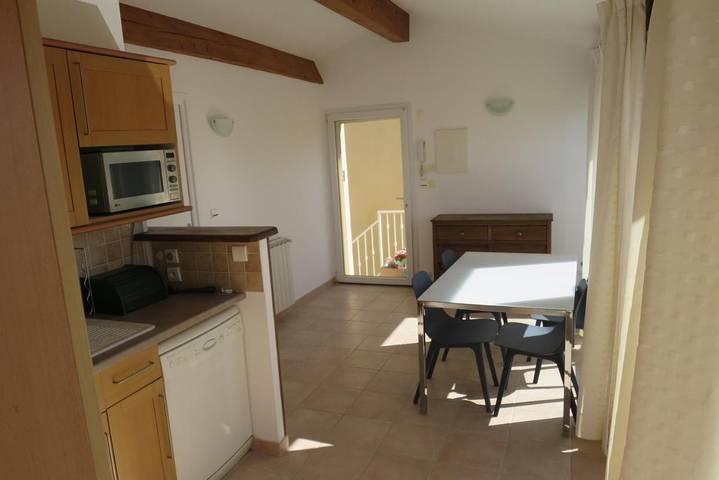 Gîte pour 2 personnes, avec terrasse dans Stade Vélodrome - 2