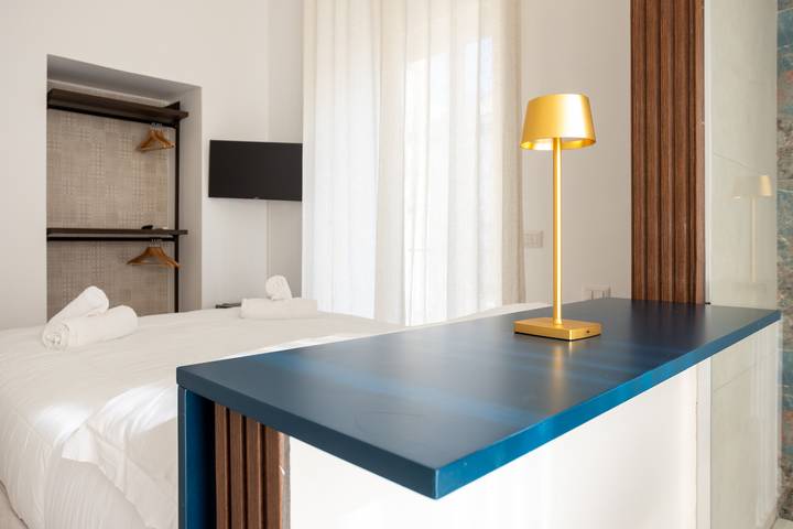 Maison d’hôte pour 2 personnes, avec jacuzzi et balcon à Naples - 3