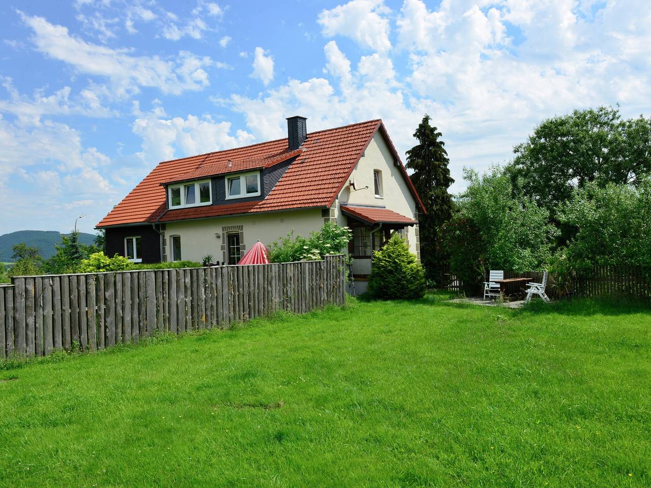 Ganze Wohnung, Große Ferienwohnung in Stormbruch mit Terrasse in Diemelsee, die Mittelgebirge