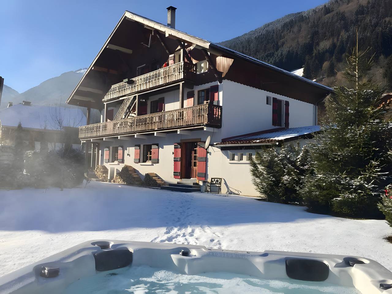 Wonderful Holiday Home Vacation Rental in Saint-Jean-d'Aulps, Les Portes du Soleil