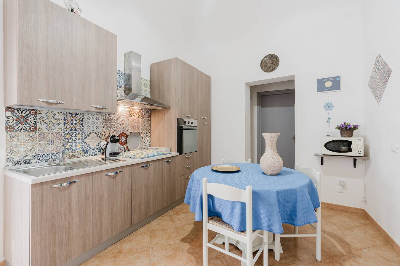 Ganze Wohnung, Ferienhaus 'Petros' mit gemeinsamer Terrasse, Wlan und Klimaanlage in Marsala, Trapani Provinz