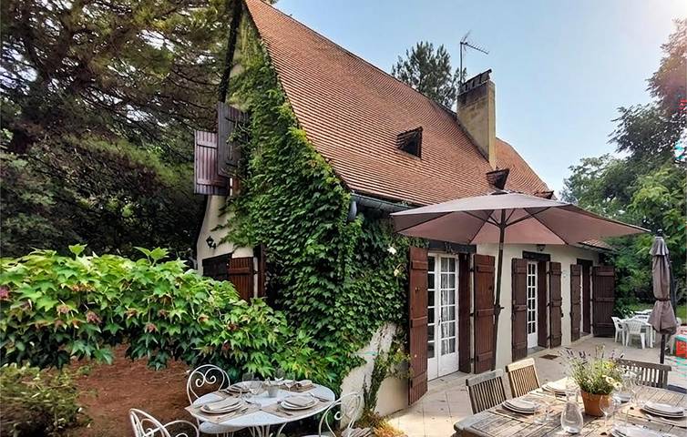 Location de vacances pour 6 personnes, avec Terrasse et Jardin à Carsac-Aillac