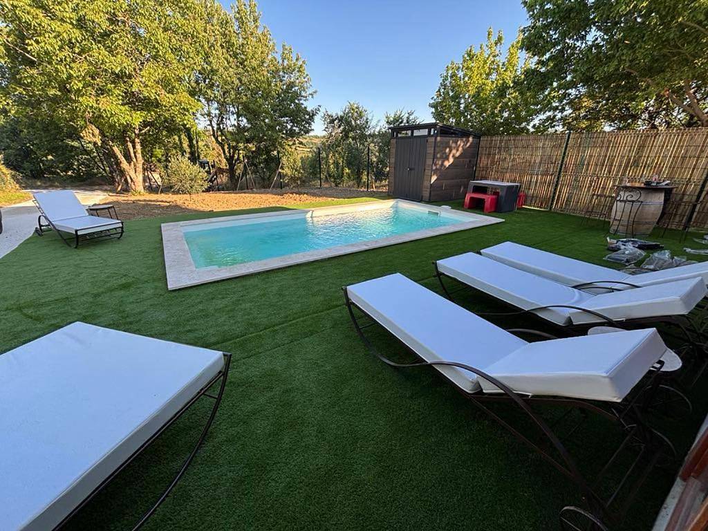 At Stéphanie and Damien's, Charming stone and pool in Lauzerte, Quercy