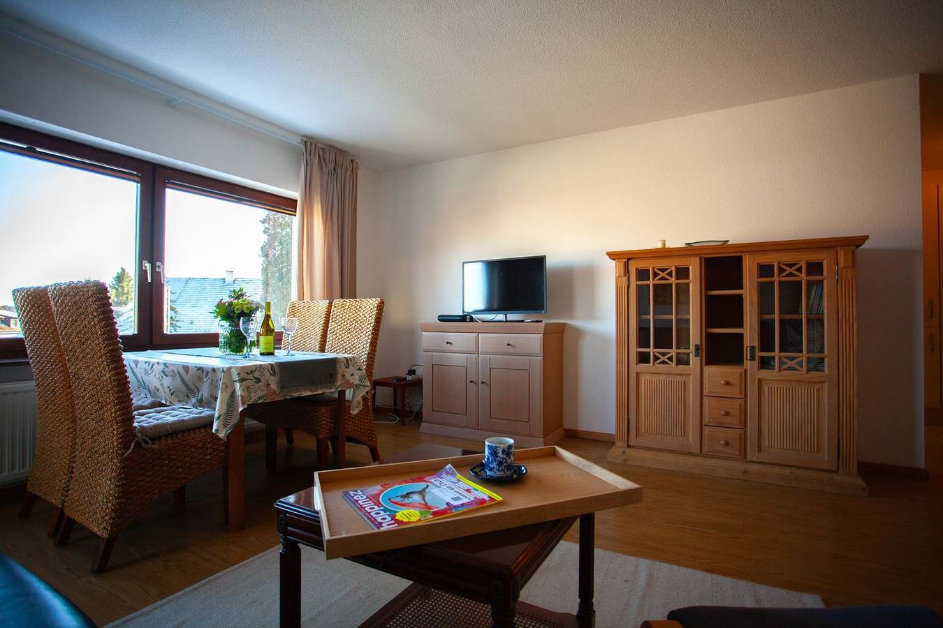 Ganze Wohnung, Schweiz & Lage klar im Fokus in Büsingen am Hochrhein, Landkreis Konstanz