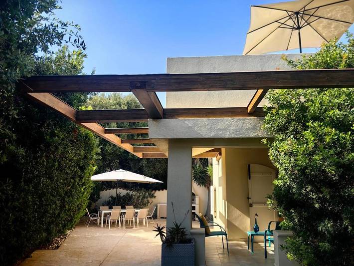 Ferienhaus für 5 Personen, mit Balkon und Whirlpool sowie Terrasse und Garten