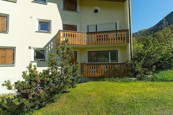 Ferienwohnung für 3 Personen, mit Balkon und Garten in Pontresina - 2