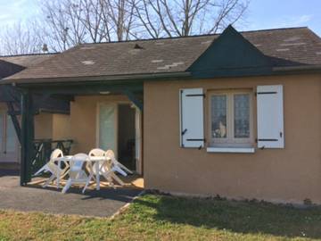 Gîte pour 4 personnes, avec terrasse, animaux acceptés à Oloron-Sainte-Marie