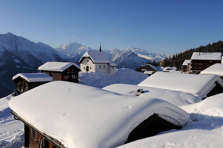 Gîte pour 6 personnes, avec balcon/terrasse et balcon à Bettmeralp - 2