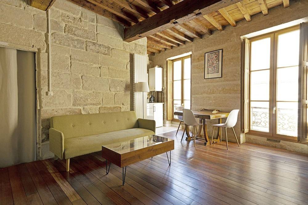Ganze Wohnung, Neu! Charmante Wohnung im historischen Zentrum von Uzès in Uzès, Nimes und Umgebung