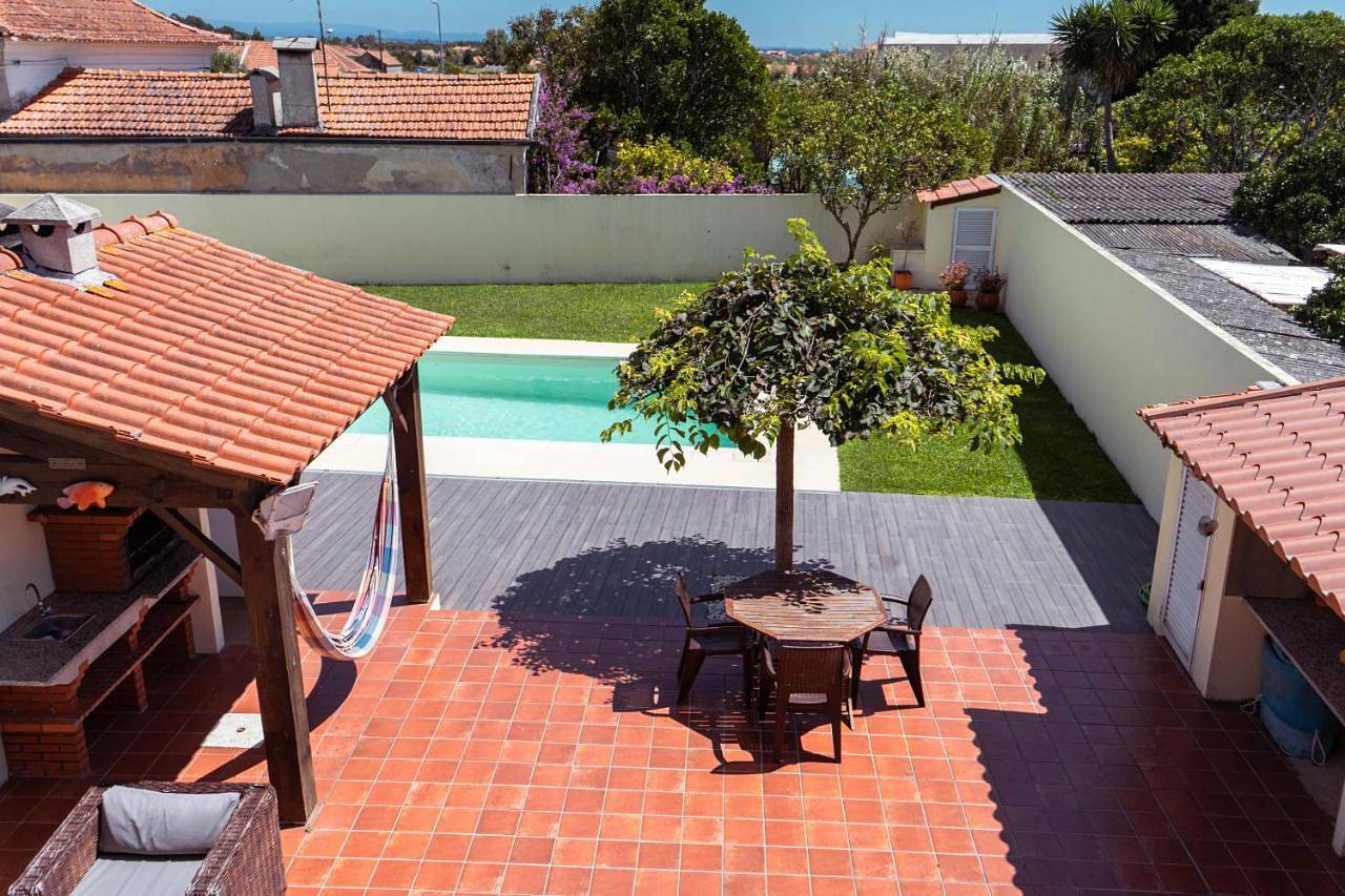 Retiro da Atafona Beach Pool House Yellow in Estarreja, Distrito de Aveiro