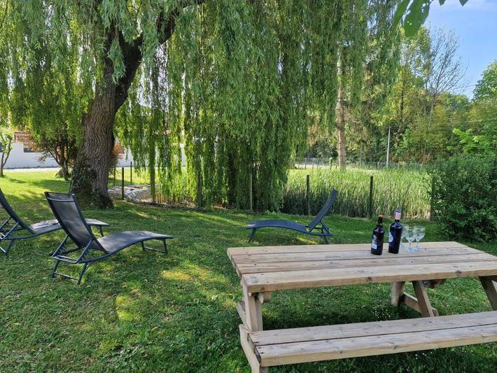 Location de vacances pour 14 personnes, avec jacuzzi et jardin à Nueil-les-Aubiers - 4