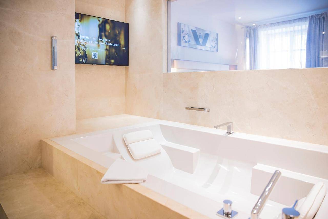 Wellness Deluxe Studio with private Sauna in Mondsee (Stadt), Mondsee & Irrsee