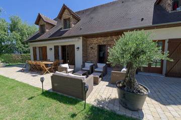 Chambre d’hôte pour 2 personnes, avec jardin à Médan (Yvelines)