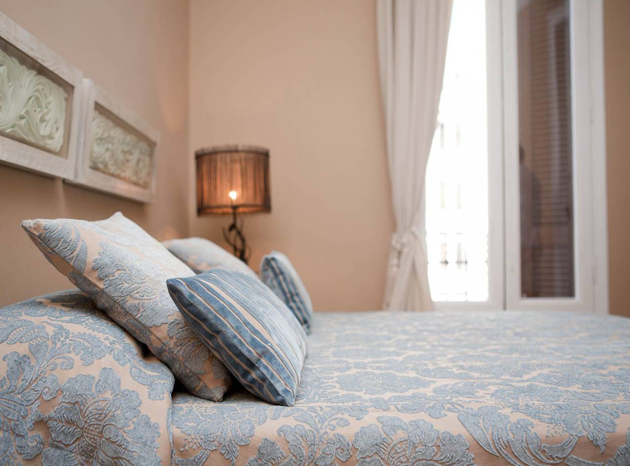 Entire apartment, Luxury Apartment by Bcn Rambla Catalunya Apartment in Barcelona Centre, Barcelona