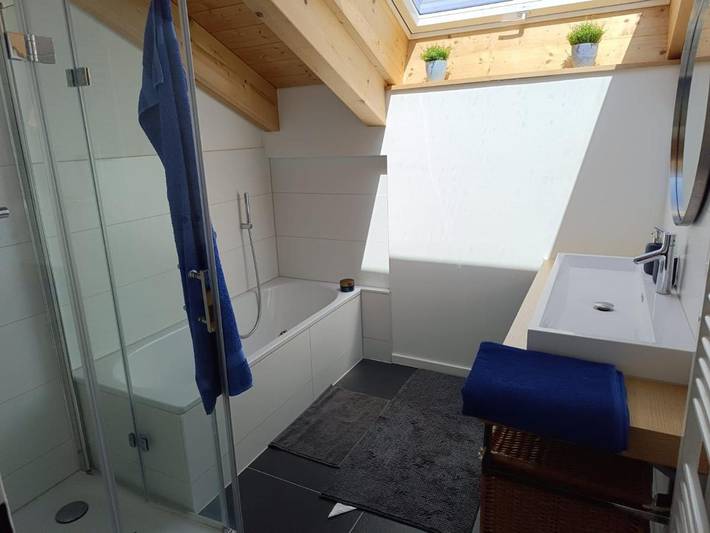 Ferienwohnung für 2 Personen, mit Terrasse und Garten sowie Ausblick und Seeblick am Starnberger See - 3