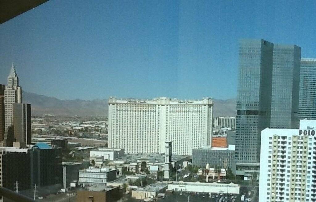 Ganze Wohnung, Besitzer verwaltet! Strip Seite! Erhebt keine Resortgebühren! Auch Vrbo Listings 344994 & 397813 in Las Vegas Strip, Paradise