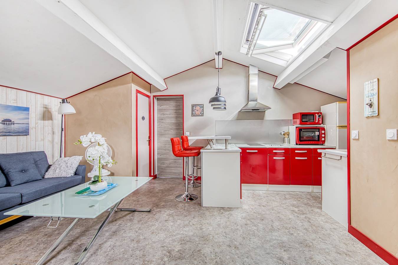 Ganze Wohnung, Le Grand T2 – Elegantes Apartment mit Gemeinschaftspool in Andernos-les-Bains in Andernos-les-Bains, Arcachon und Umgebung