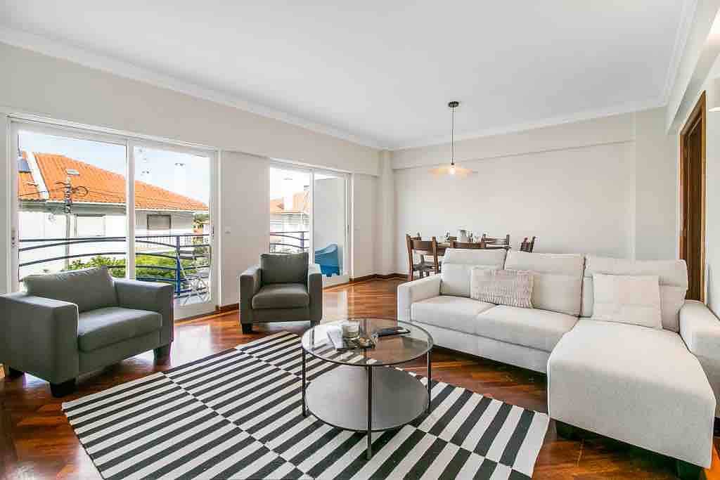 Ganze Wohnung, Ferienwohnung für 6 Personen mit Garten in Oeiras, Costa de Lisboa