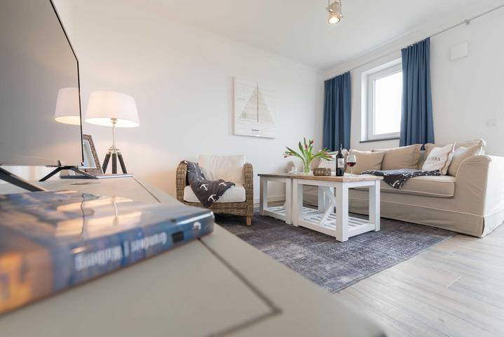 Ferienwohnung für 2 Personen, mit Balkon in Börgerende