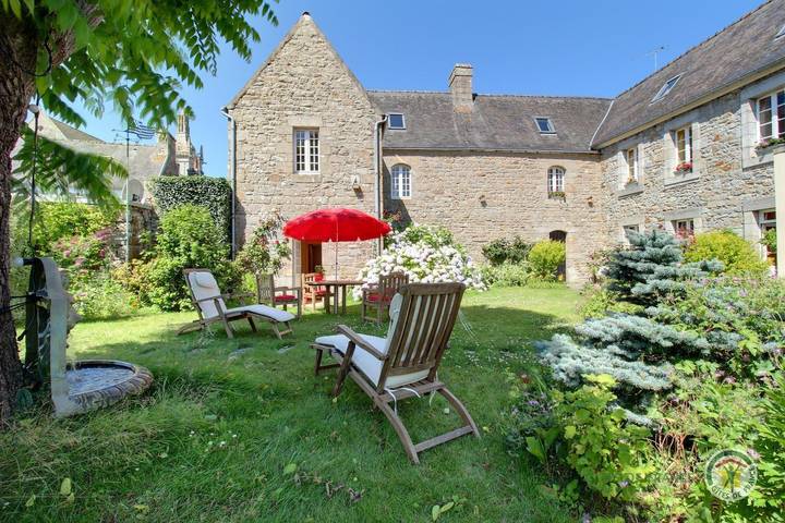 Gîte pour 2 personnes, avec Jardin à Plouaret