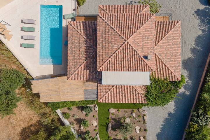 Villa pour 10 personnes, avec terrasse ainsi que jardin et piscine à Porto-Vecchio