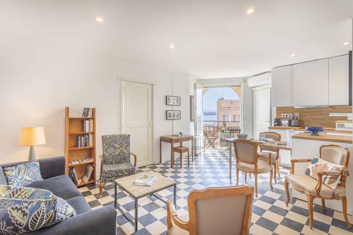 Holiday rental for 2 people, with Balcony in Bandol