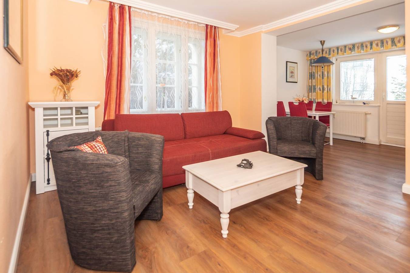 Appartement entier, Ferienwohnung in bester Strandlage mit kleiner Terrasse und Blick zum Schloonsee in Bansin, Heringsdorf