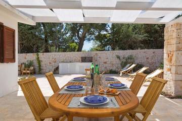 Villa pour 6 personnes, avec vue et jardin à Polignano a Mare