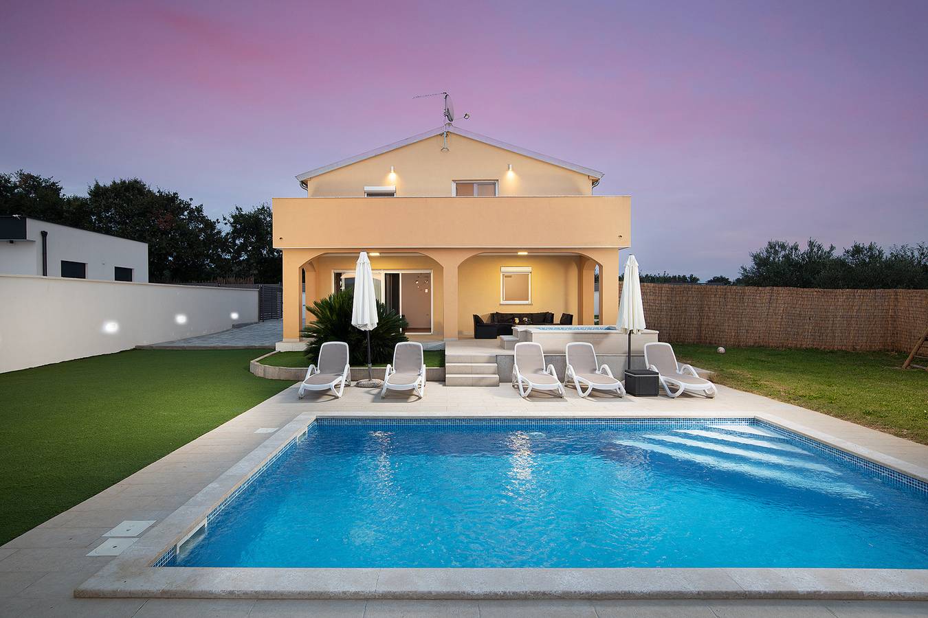 Casa vacanza a Medolino a partire da 335€ a notte