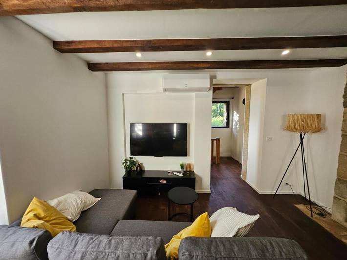 Location de vacances pour 6 personnes, avec jardin et vue, animaux acceptés à Latouille-Lentillac - 4