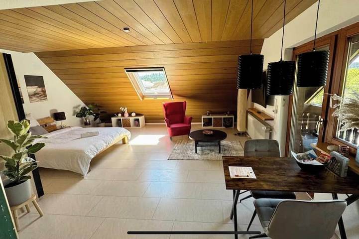 Ferienwohnung für 2 Personen, mit Garten und Balkon - 1