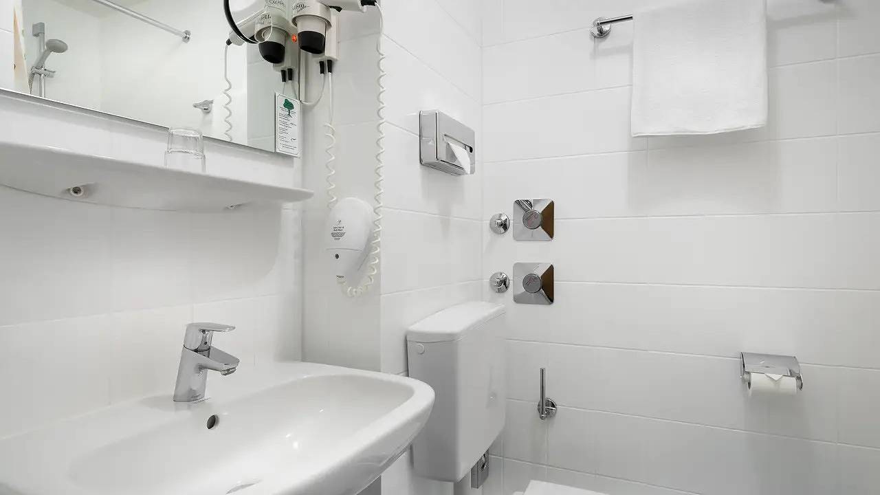 Ganze Ferienwohnung, Ferienwohnung für 1 Person (15 m²) in Karlsruhe in Karlsruhe, Rheinebene
