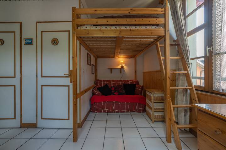 Entire apartment, Studio in the center of St Gervais village with balcony in Saint-Gervais-les-Bains, Pays du Mont-Blanc