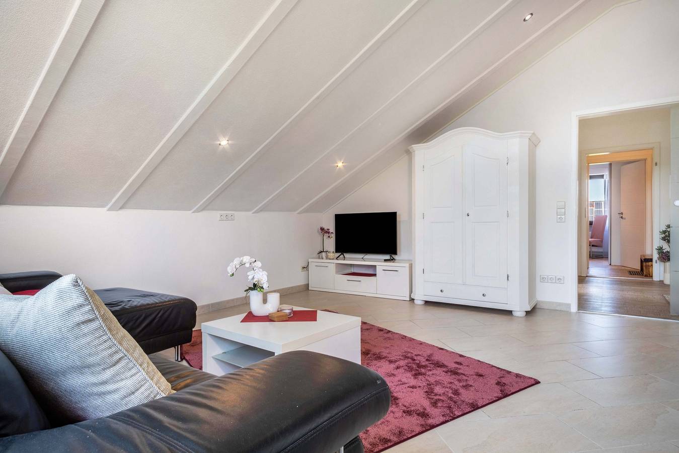 Ganze Wohnung, Ferienwohnung 'Siebert' mit Balkon und Wi-Fi in Aulendorf, Region Bodensee-Oberschwaben