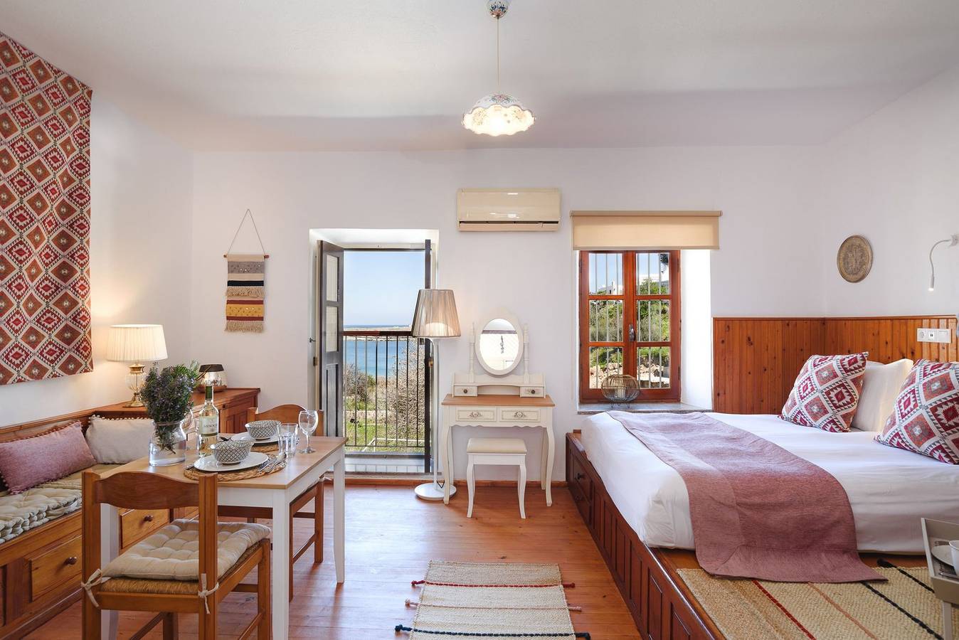Sea View Villa Thea Suite in Rhodes | Lindos in Lindos, Rhodos