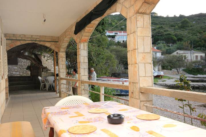 Ferienwohnung für 4 Personen, mit Balkon/Terrasse in Rogačić