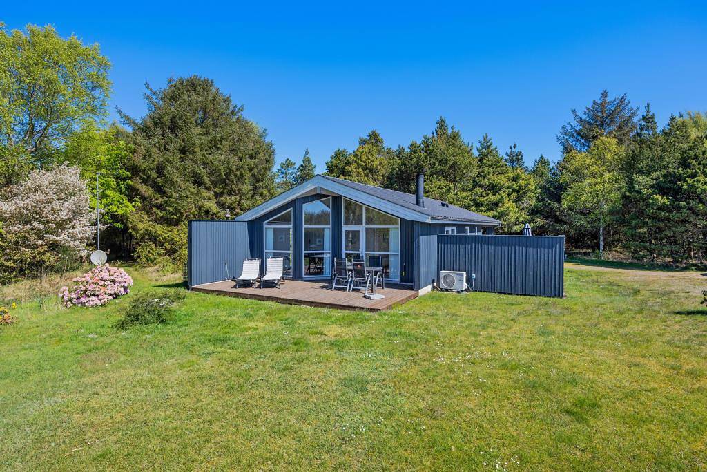 Rømø - strandnahes Ferienhaus für 6 Personen mit Kaminofen in Sønderstrand, Rømø