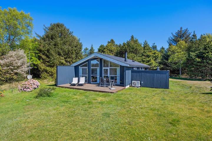 Villa für 6 Personen, mit Balkon/Terrasse
