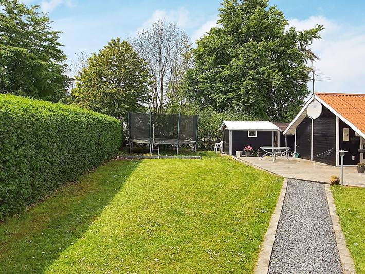 Ferienhaus für 8 Personen, mit Terrasse und Garten in Mommark