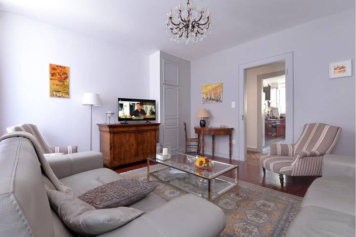 Location de vacances pour 6 personnes, avec jardin et jacuzzi, adapté aux familles à Neuf-Brisach