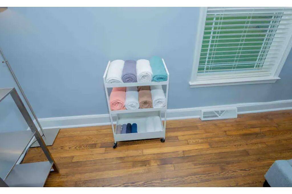 3-bedroom vacation home 5 minutes from High Point University in High Point, Guilford County