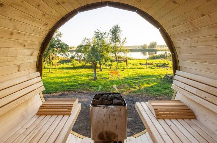 Ferienhaus für 12 Personen, mit Whirlpool und Sauna sowie Garten - 1