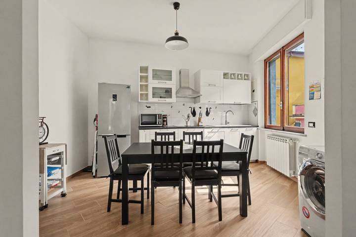 Appartement entier, 5 Terre-Lerici-Angioletta : Appartement confortable avec parking privé, balcon et Wi-Fi in Lerici, Commune de Lerici
